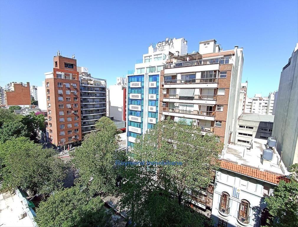 Apartamento venta Villa Biarritz 3 dorm y servicio garaje