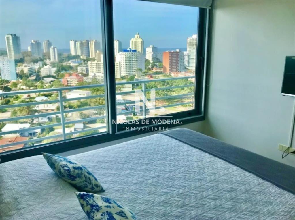 Venta de Apartamento 3 dormitorios en Playa Punta