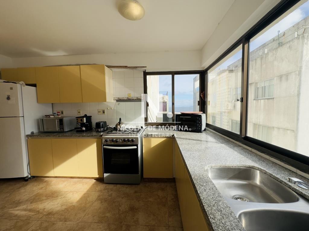 Apartamento en venta, 3 dormitorios, vista al