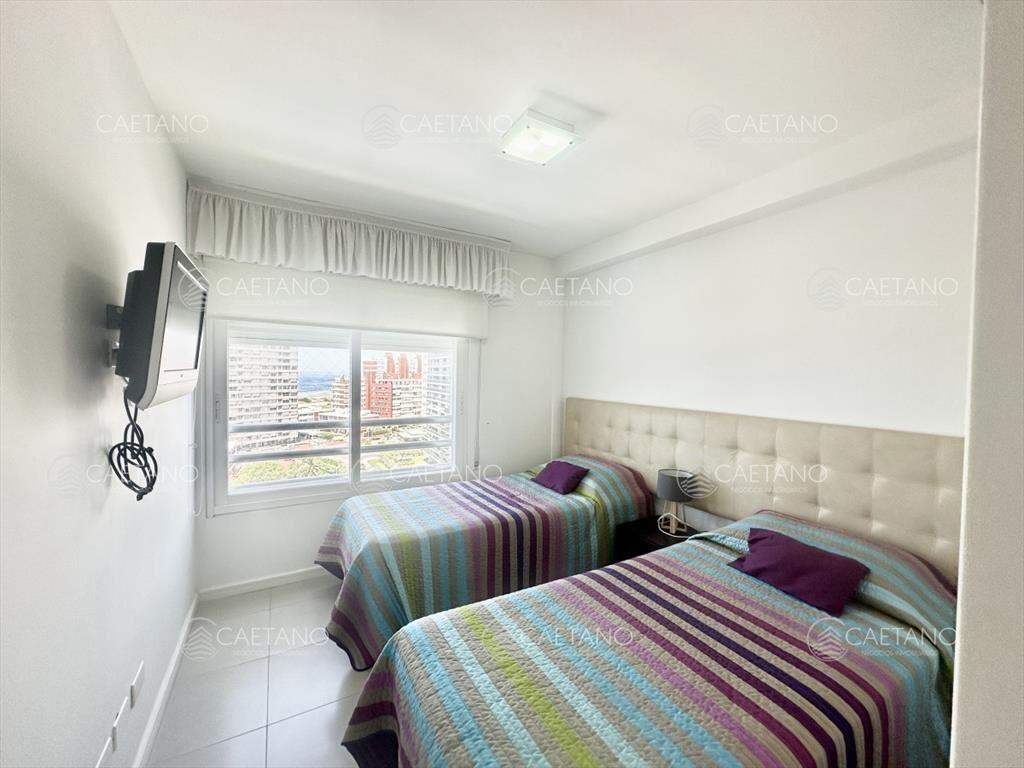 Alquiler temporal apartamento 3 dormitorios Punta