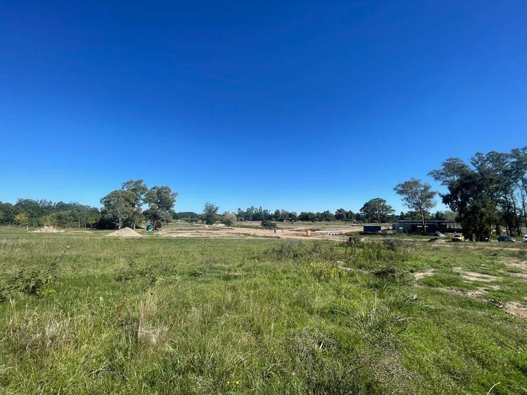 Venta de Terreno con 800 Mts2 en Acres de los horneros