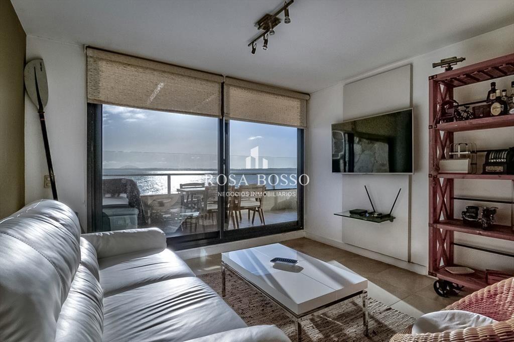 Venta apartamento de 2 dormitorios en primera linea de Punt
