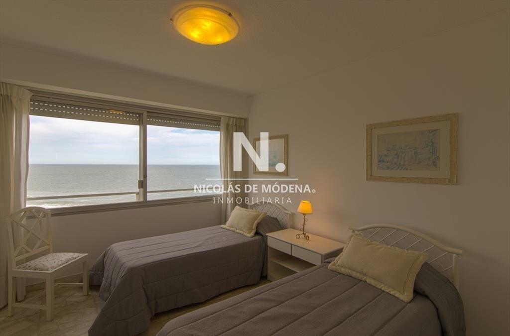 Esplendido departamento en venta ubicado en Brava