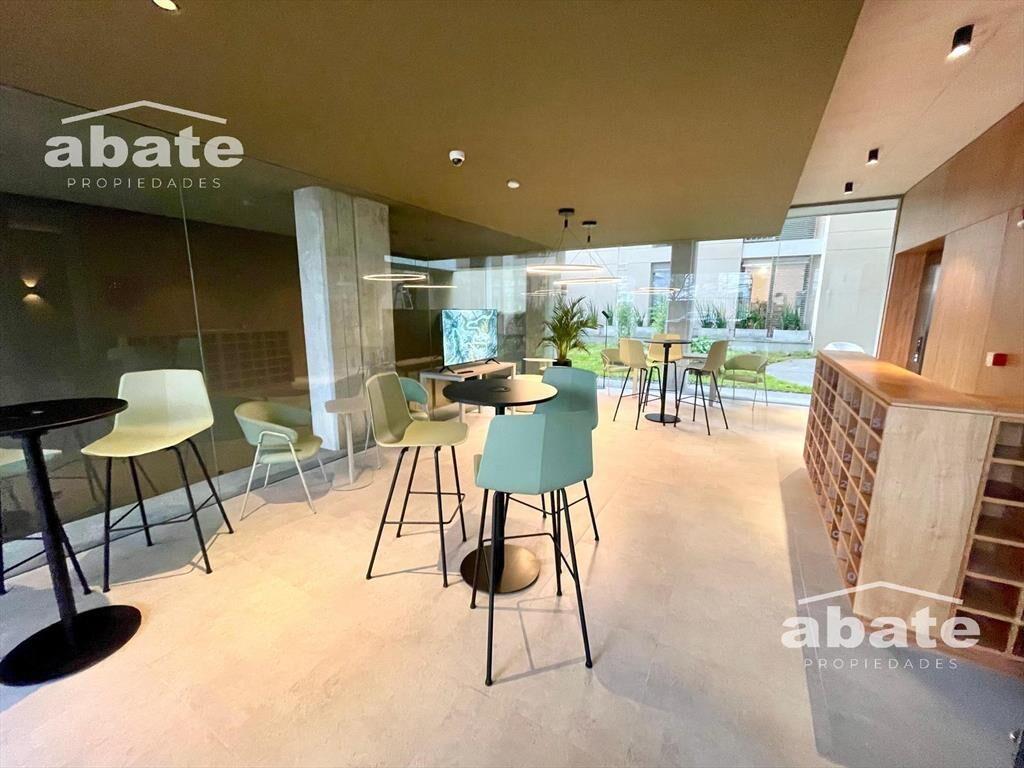 Alquiler Apartamento de 1 dormitorio con garaje , en La Bla