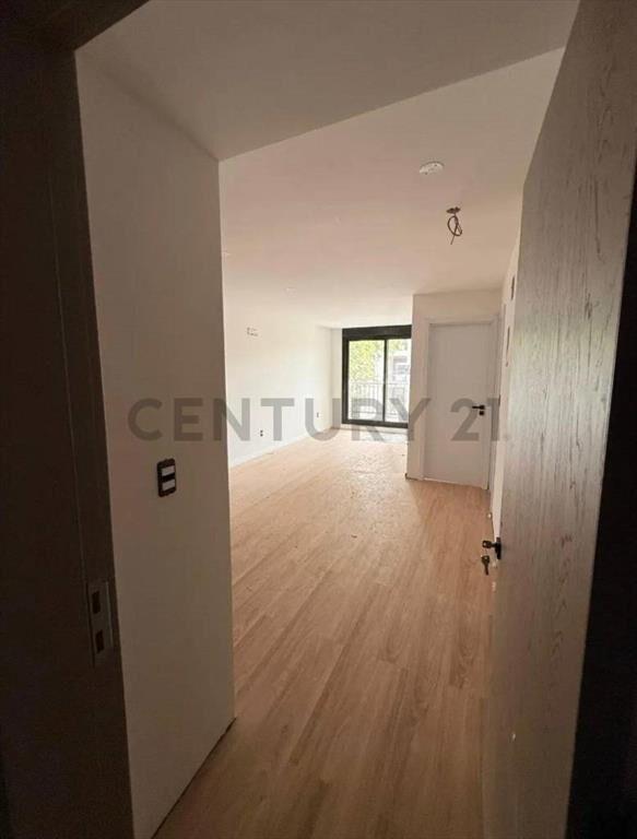 1 dormitorio con cochera, renta asegurada 2026, Cordón Su...