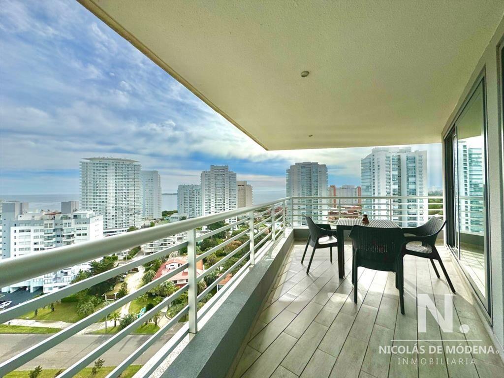 Alexander Boulevard en Venta de 2 Dormitorios con Vista al