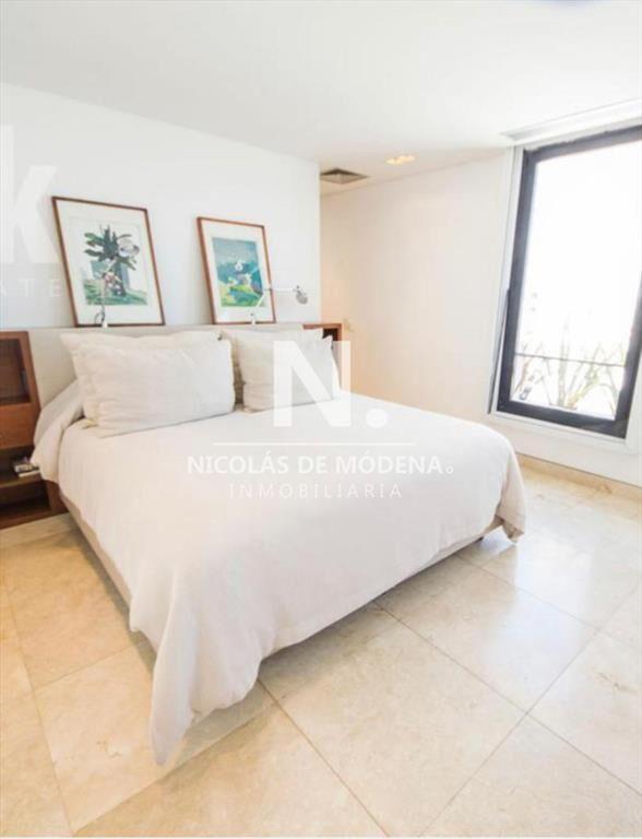 Penthouse en primera fila Puerto, Punta del Este