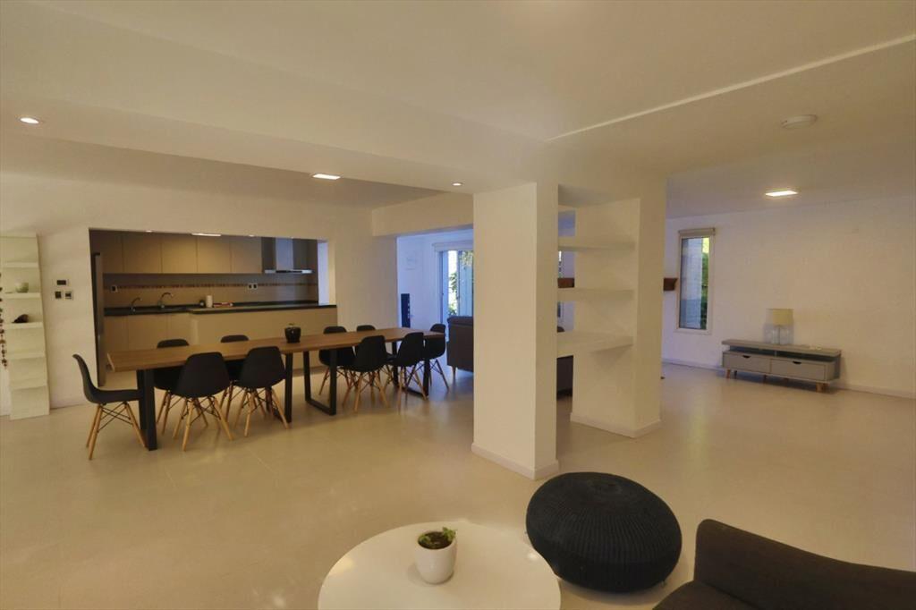 ALQUILER ANUAL CASA 7 DORMITORIOS - BARRIO PRIVADO LA RESID