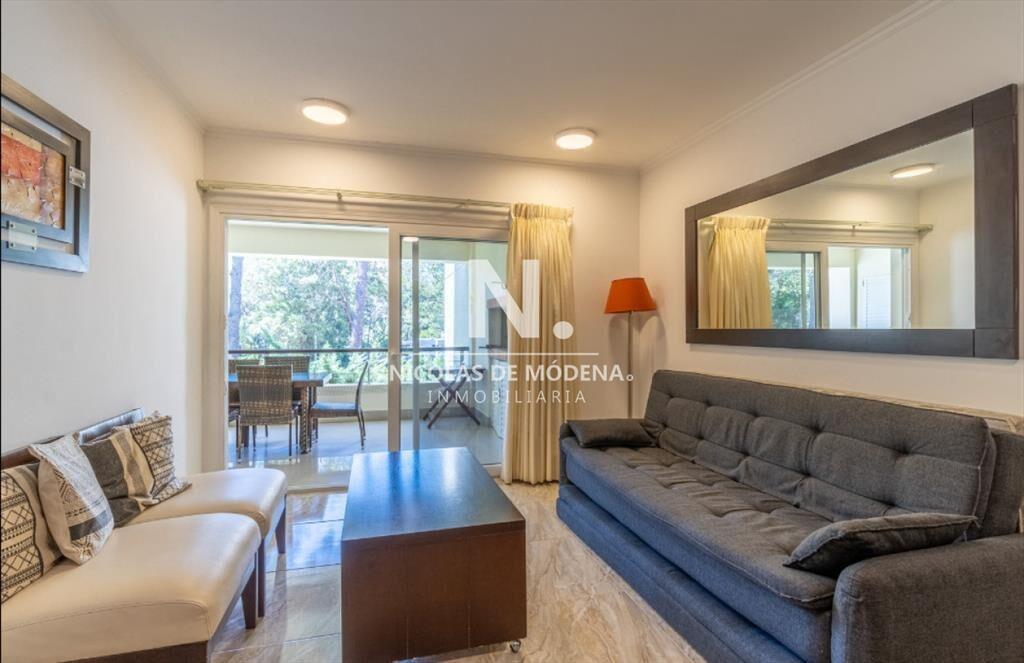 Departamento de 1 dormitorio en venta en complejo