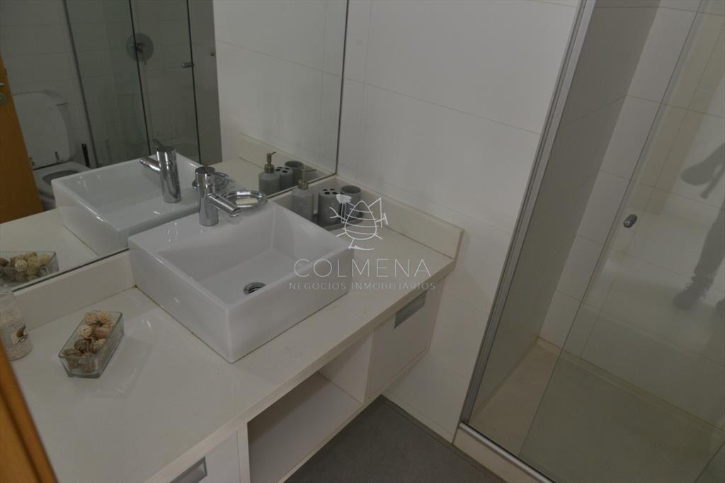 APARTAMENTO CON EXCELENTES SERVICIOS