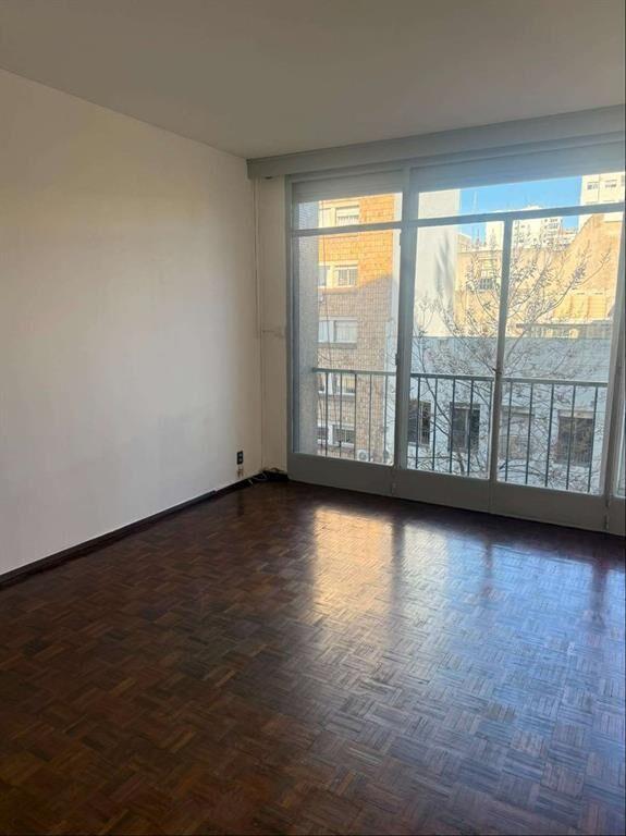 Venta Apartamento 3 dormitorios 2 baños luminoso Centro