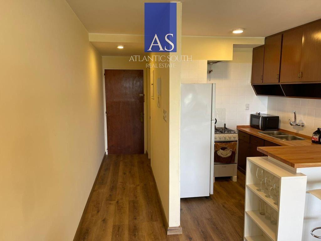 Loft monoambiente reciclado frente al mar con y