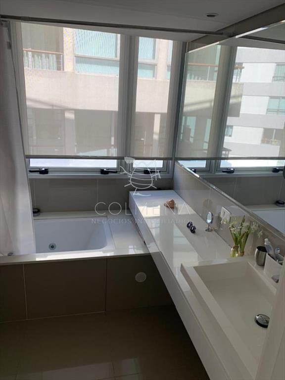 Apartamento con muy buena vista primera linea al