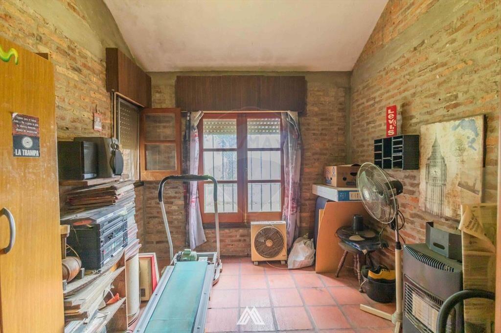 Venta Casa amplia y sólida Barrio Talar Pando