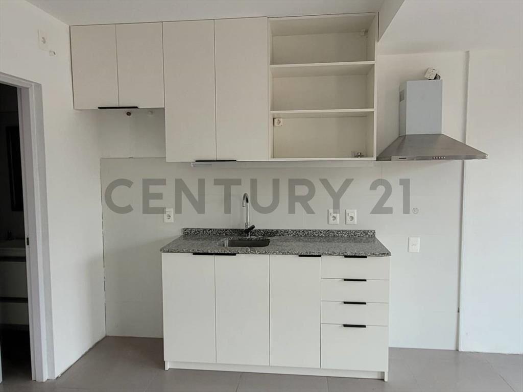 ALQUILER APARTAMENTO TIPO CASA, 2 DORMITORIOS, JARDÍN ANT...