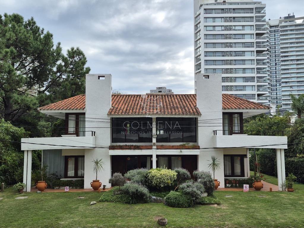2 chalet apareados en venta proximo al mar, Playa