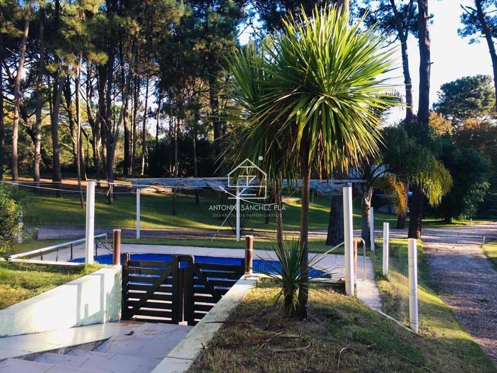 Casa de 4 dormitorios en venta en Punta Ballena