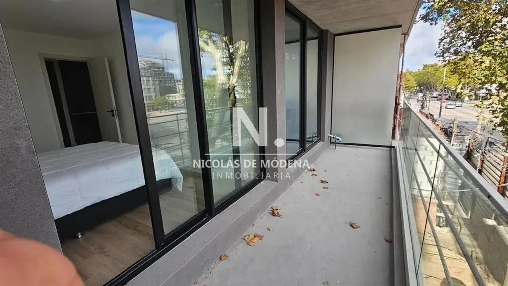 Se vende monoambiente en edificio con piscina, La