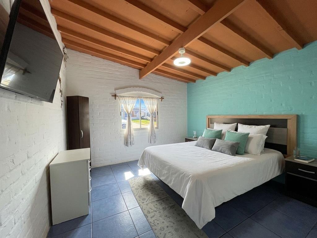Casa con Local en Venta en Juan Lacaze