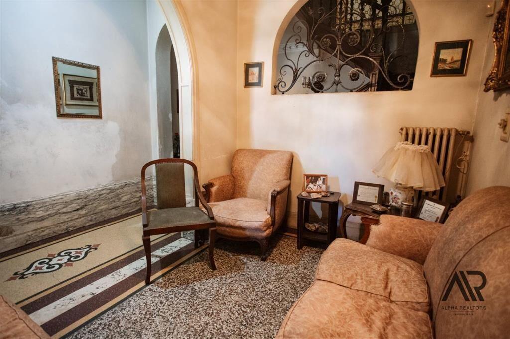 Casa en venta c/ cochera en Parque Rodó