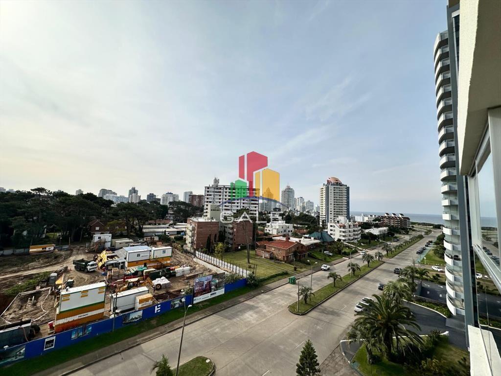 Apartamento de 2 dormitorios y medio en Playa ,