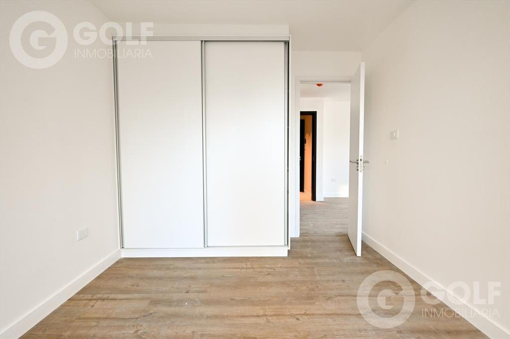 Venta de apartamento de un dormitorio  con terraza- Centro