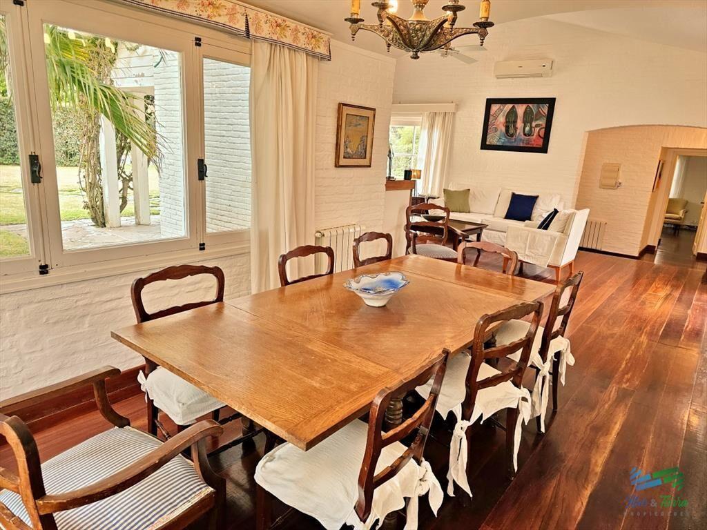 En venta casa 6 dormitorios con gran terreno y en