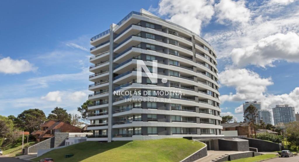 Vende apartamento de 2 dormitorios en aidy grill,