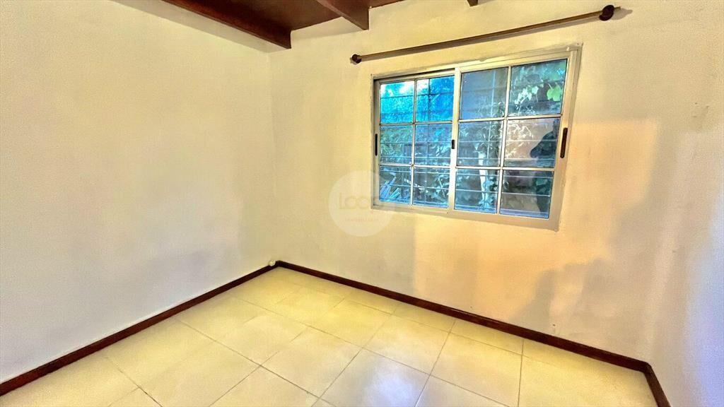 Alquiler Casa 1 Dormitorio con Cochera, Pinar Sur