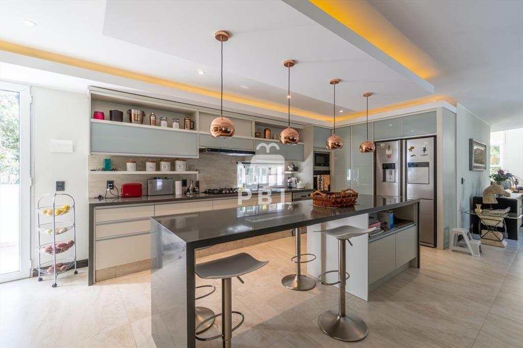 Casa de 3 dormitorios en suite en Design Village,