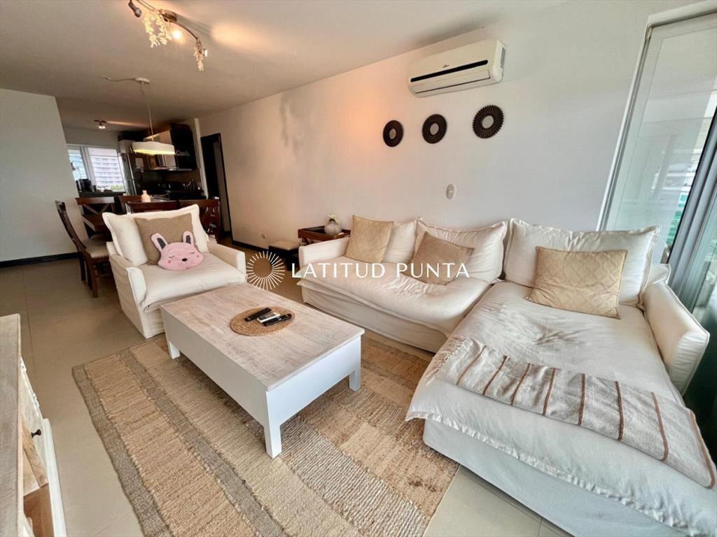 Apartamento 2 dormitorios con vista. Mansa