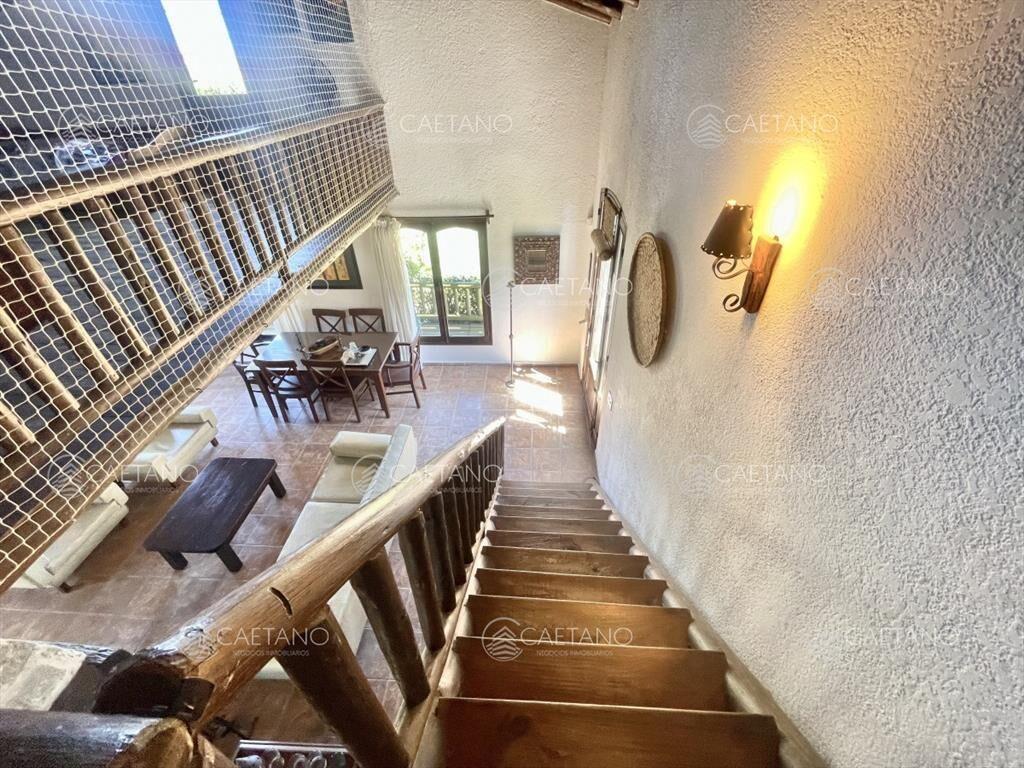 Alquiler casa 3 dormitorios en Balneario Bs As - Punta del