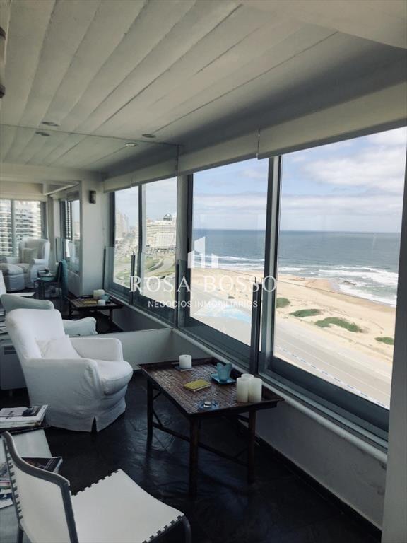 Apartamento en muy buena ubicacion en la Brava, 3