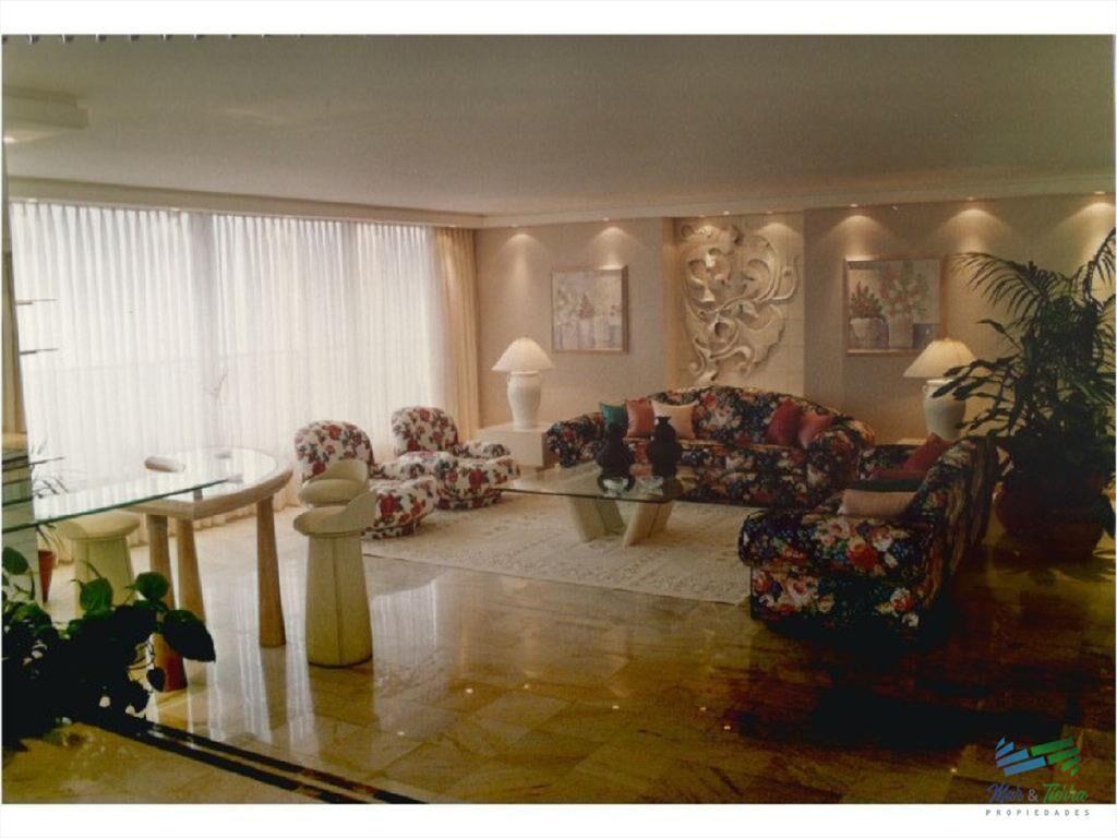 Apartamento en Mansa, 3 dormitorios *