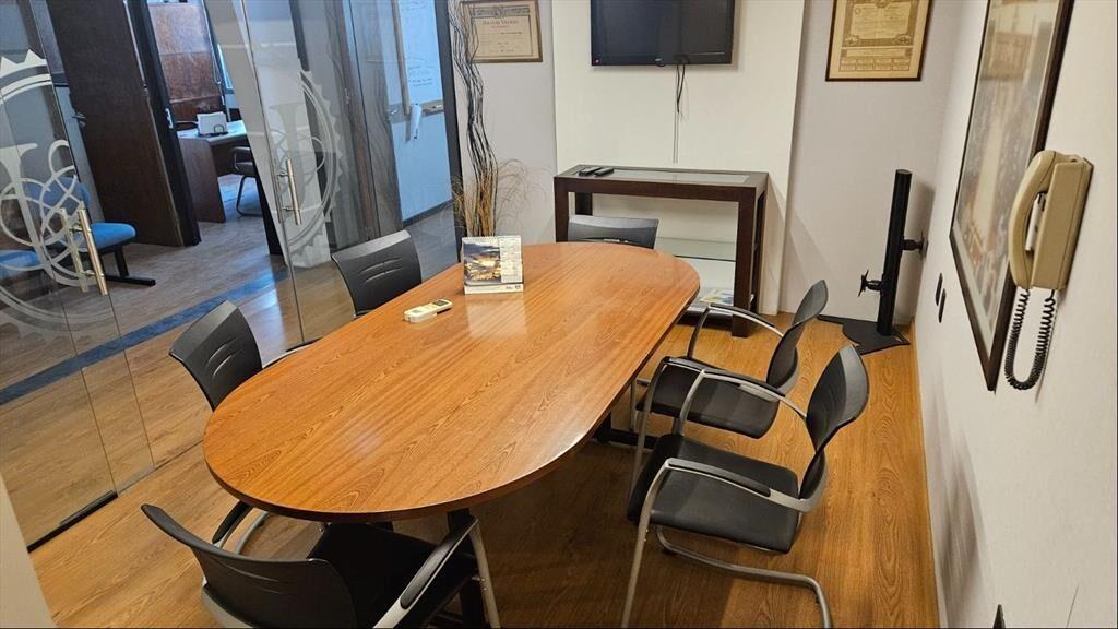 VENTA Oficina Ciudad Vieja 2 Baños
