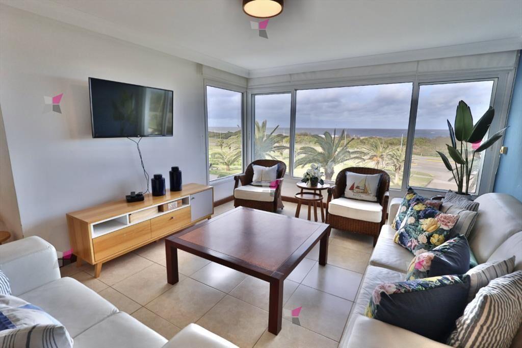 APARTAMENTO EN VENTA 4 DORMITORIOS - PLAYA BRAVA