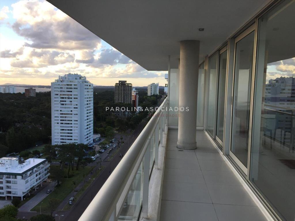 Apartamento de 2 dormitorios en venta en Bellagio
