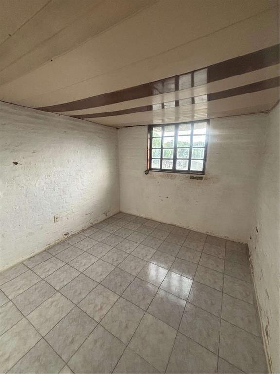 Casa en Venta. Unidad de PH. al frente.