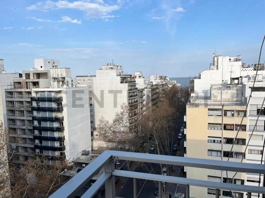 Apartamento Pocitos, 3 Dormitorios c/ Renta - Balcon y vi...