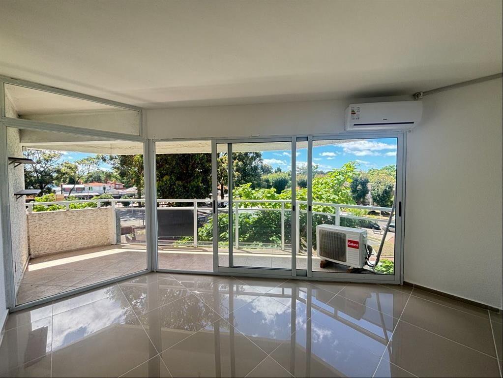 Venta de Apartamento con renta- Atlántida - 2 Dormitorios -