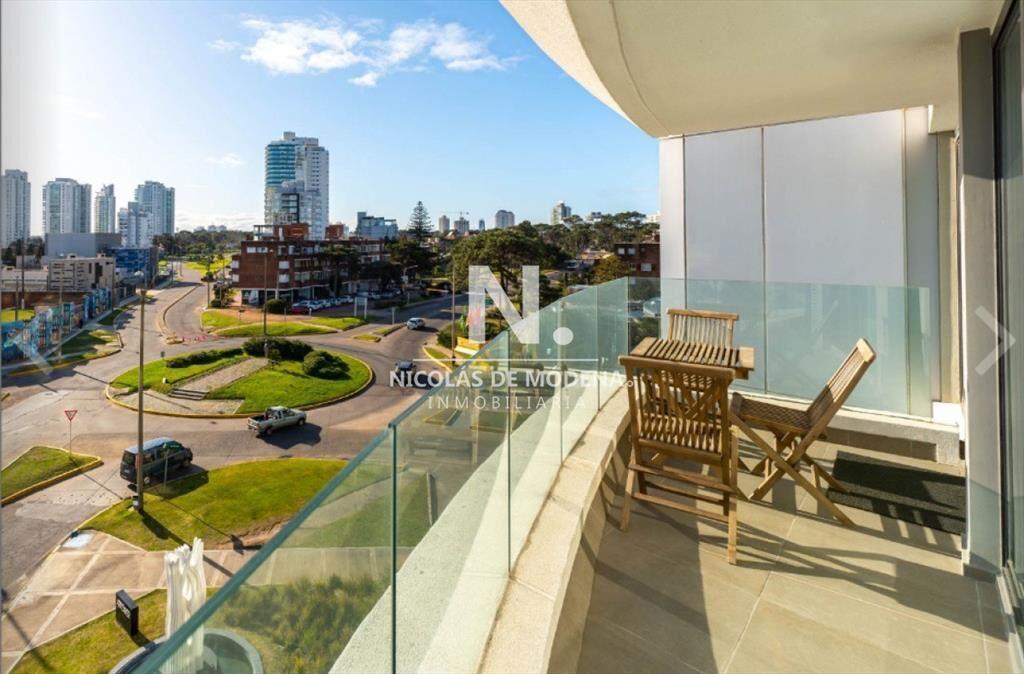 Espectacular departamento en venta en Punta del