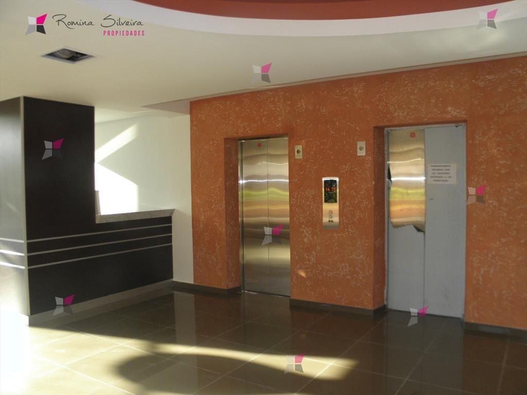 VENTA DE APARTAMENTO DE 2 DORMITORIOS EN EDIFICIO