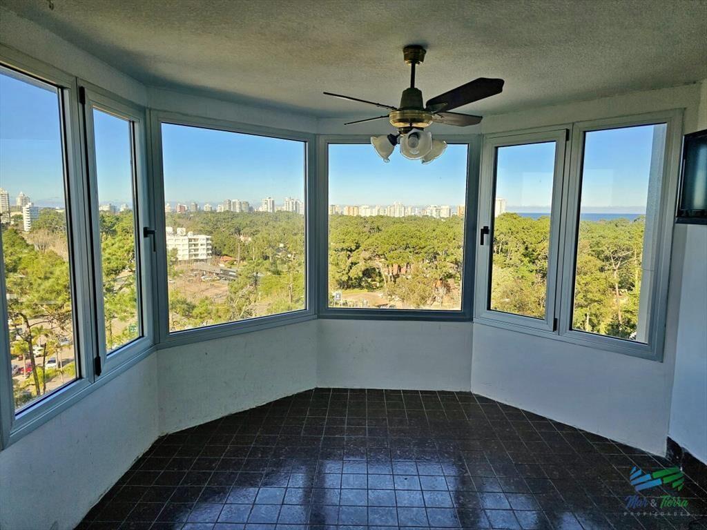 APARTAMENTO EN VENTA, 3 DORMITORIOS. SOBRE