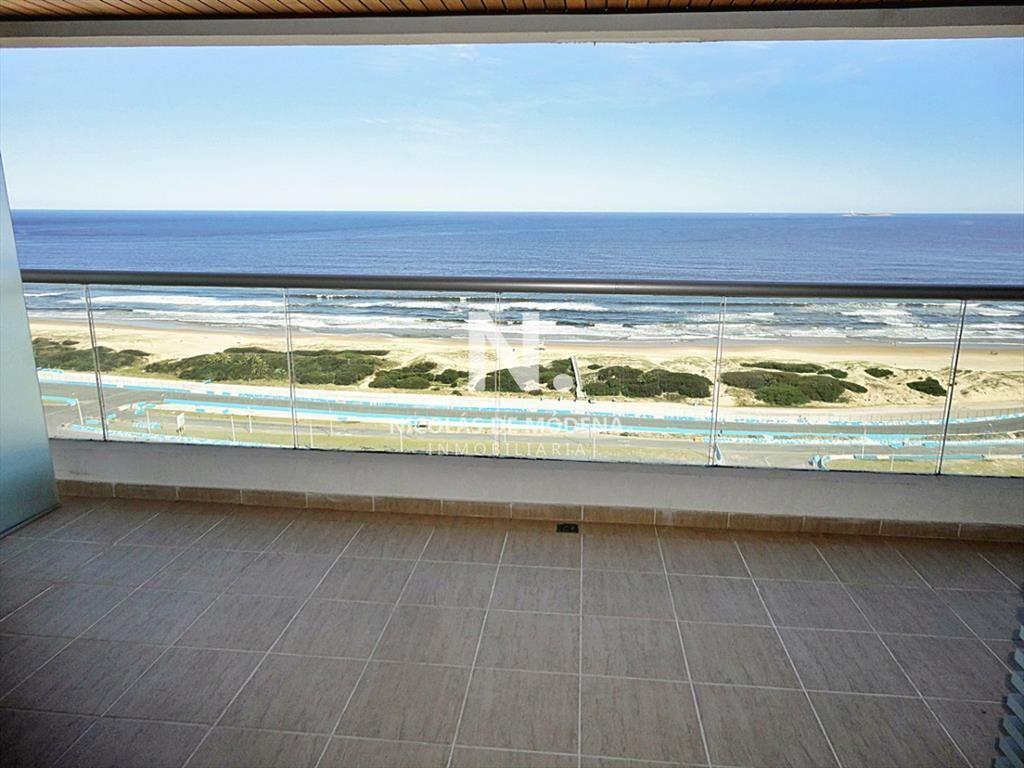 Punta del Este, 3 dormitorios con vista al mar