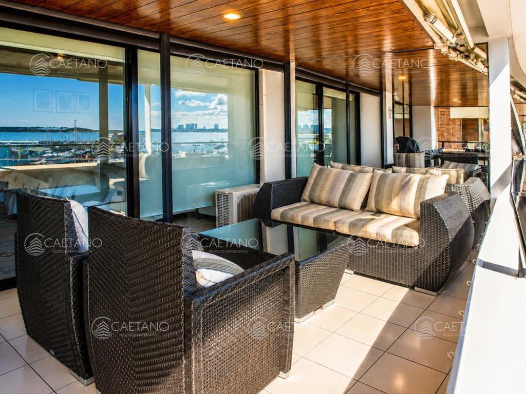 Venta apartamento 3 dormitorios. Puerto, Punta