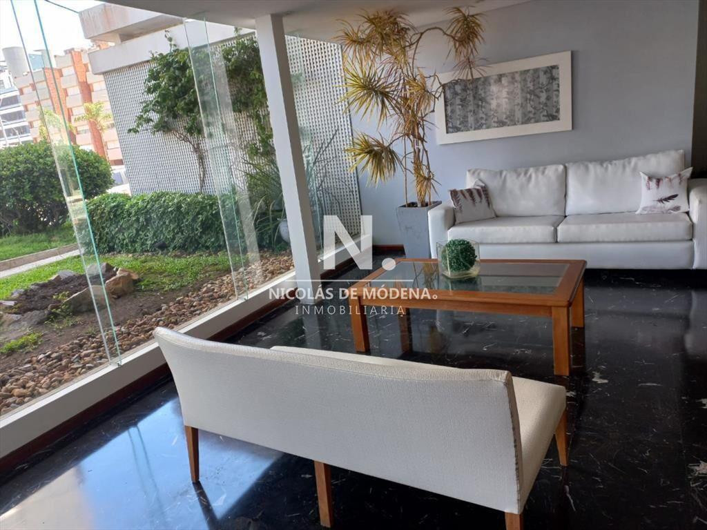 Apartamento en Península - Punta del Este, de 2