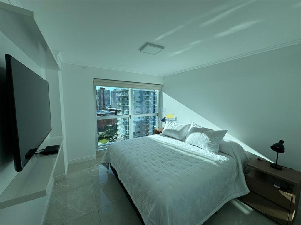 Apartamento de 2 dormitorios en alquiler temporal