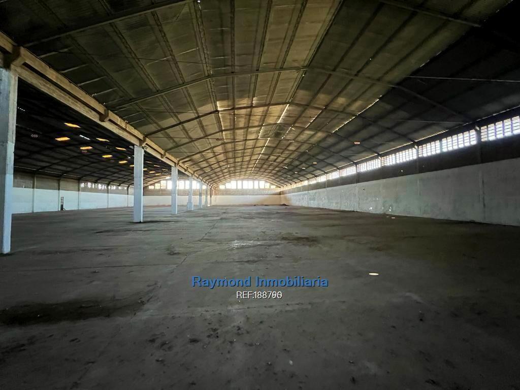 Alquiler local de 6000m2 Ruta 1 km 26 a 20km del puerto