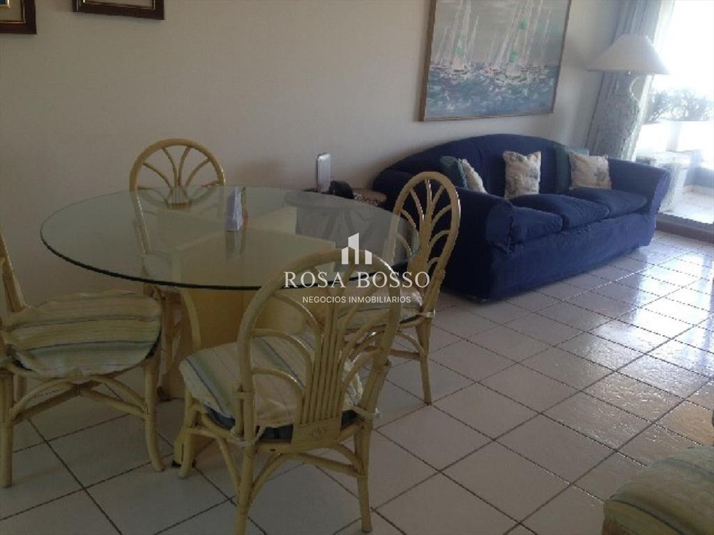 Apartamento en Peninsula, 2 dormitorios *