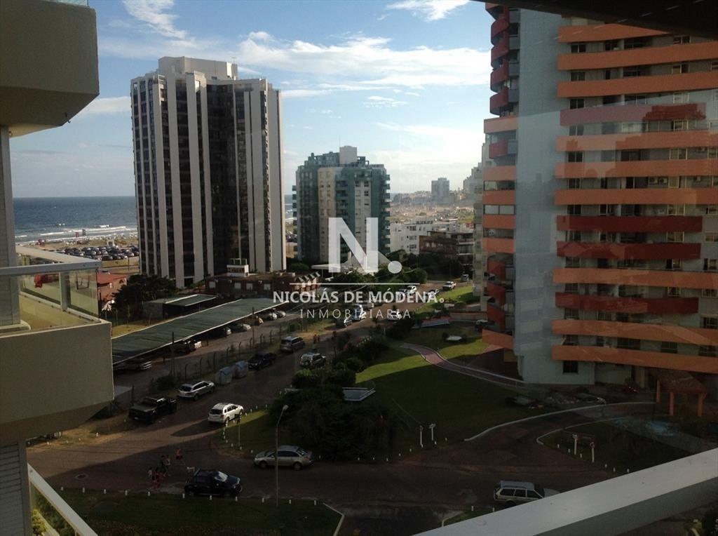 Apartamento 2 dormitorios en alquiler a metros de playa bra